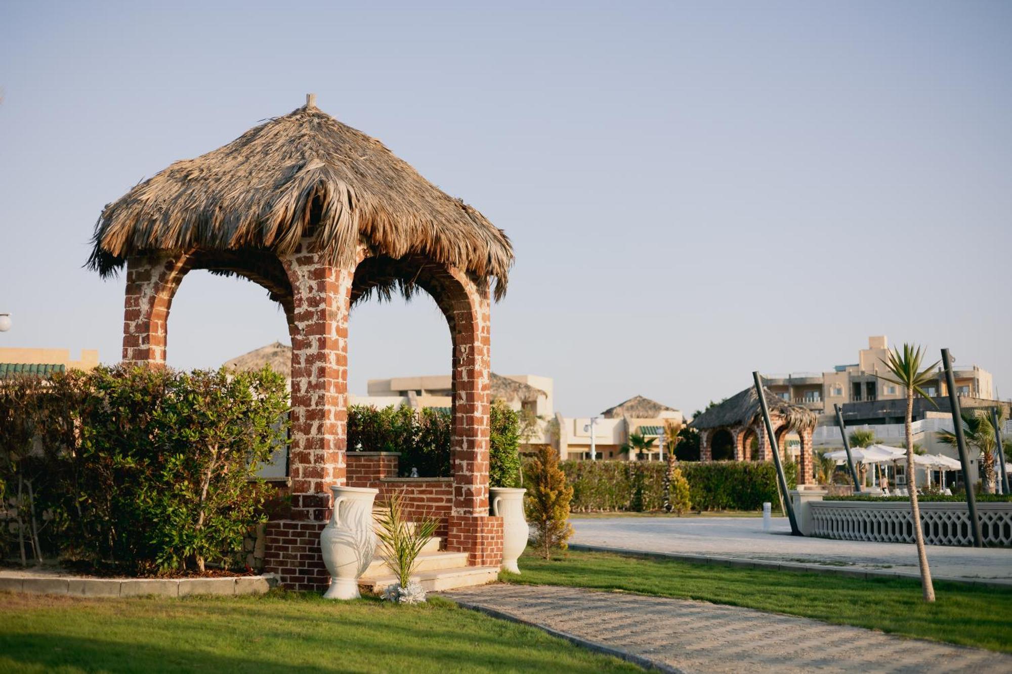 Grand Waha Resort Marsa Matrouh Esterno foto