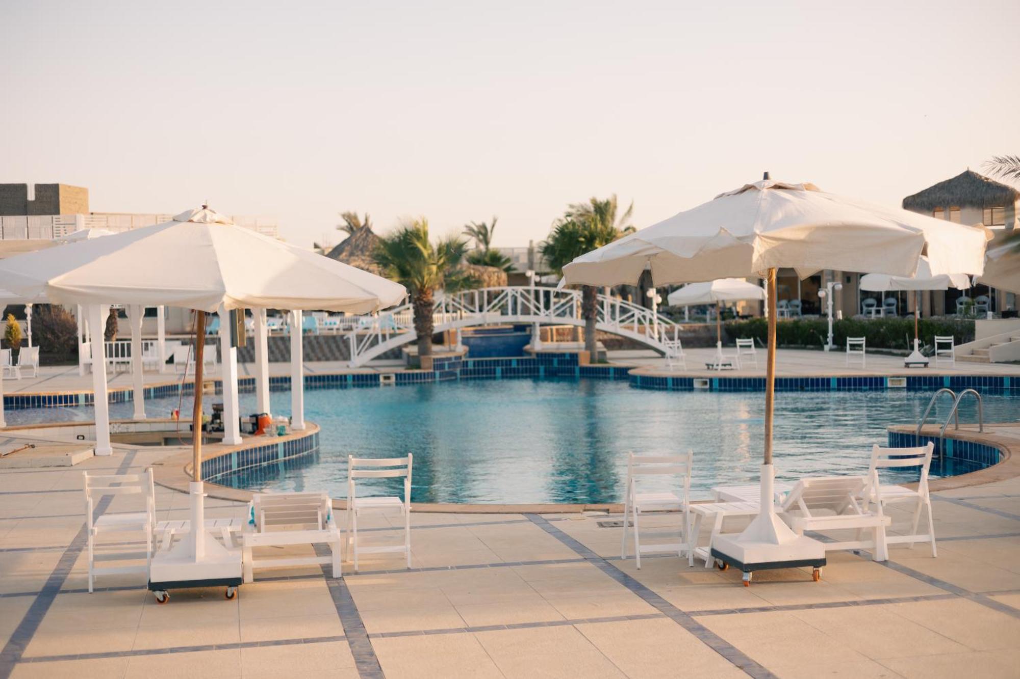 Grand Waha Resort Marsa Matrouh Esterno foto